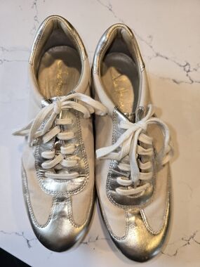 Cole Haan/Nike AIR Beige Canvas and Gold Women's Lace-Up Sneakers